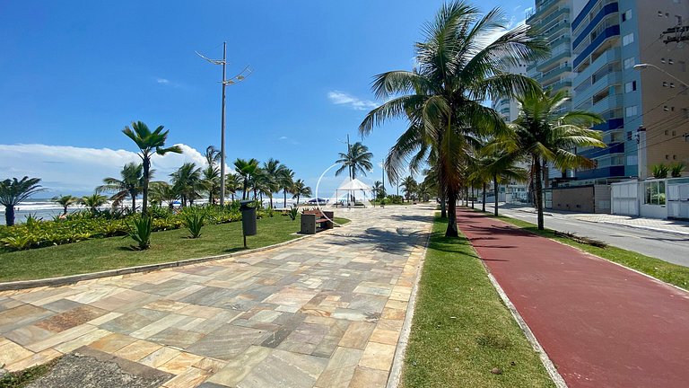 Moderno apto frente à praia, com incrível vista e churrasque