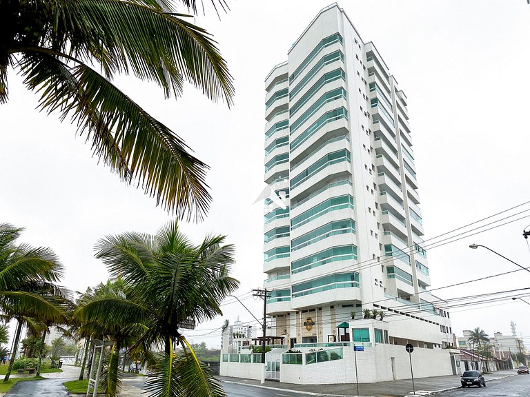 Moderno apto frente à praia, com incrível vista e churrasque