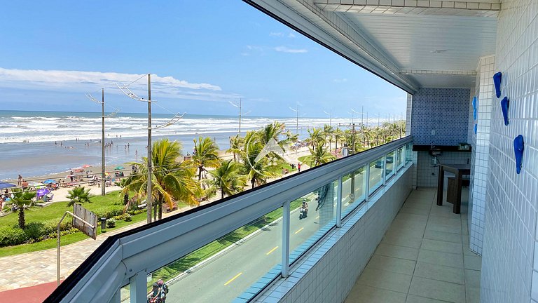 Moderno apto frente à praia, com incrível vista e churrasque