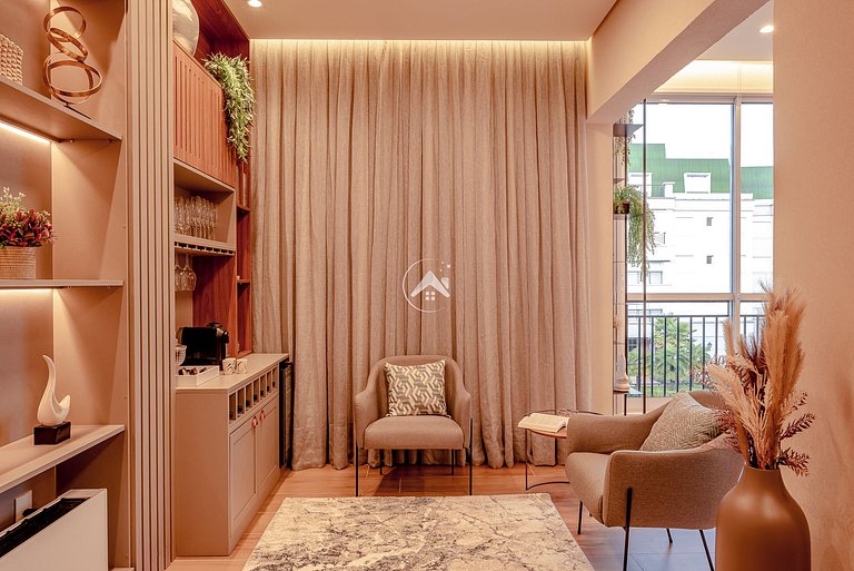 Moderna cobertura duplex com 4 suítes em condomínio com laze