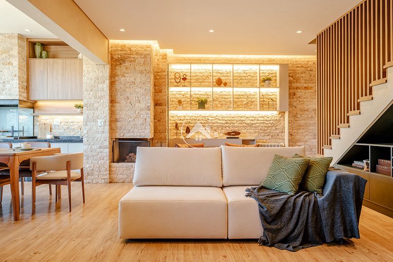 Refúgio nas Alturas: Cobertura de Luxo com 5 suítes e vista