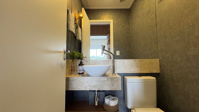 Elegante cobertura: 4 suítes c/ conforto e lazer