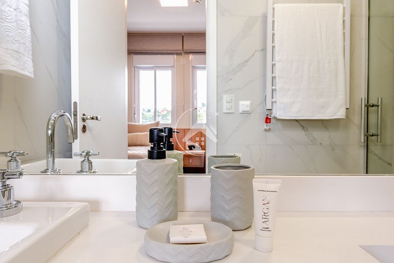 Elegante cobertura: 4 suítes c/ conforto e lazer